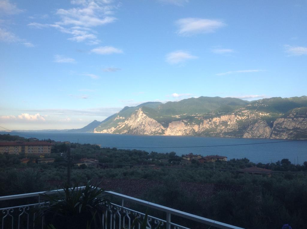 Villa Arianna Panoramic Apartments Malcesine Ngoại thất bức ảnh